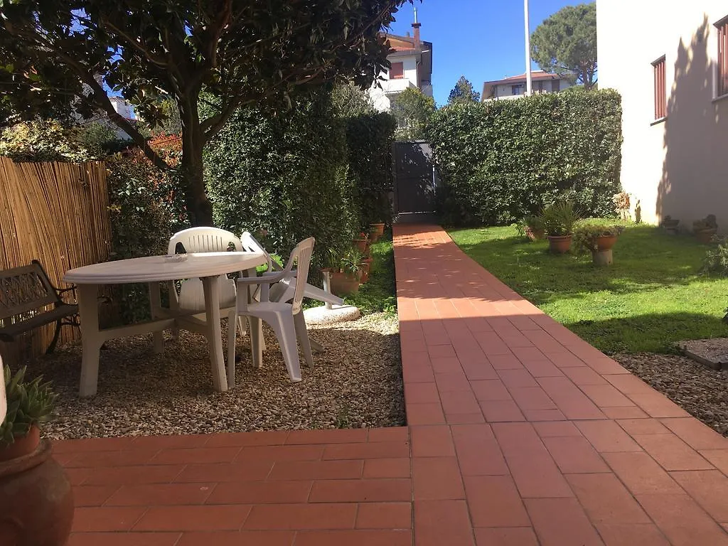 Guest House Il Naif Florenz 0*,  Italien